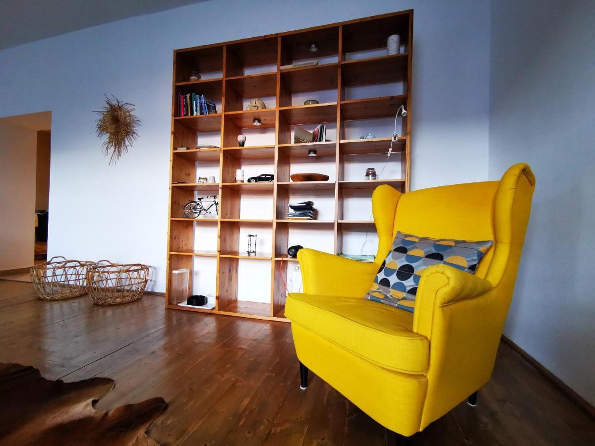Falcon Apartment Trnava Bagian luar foto